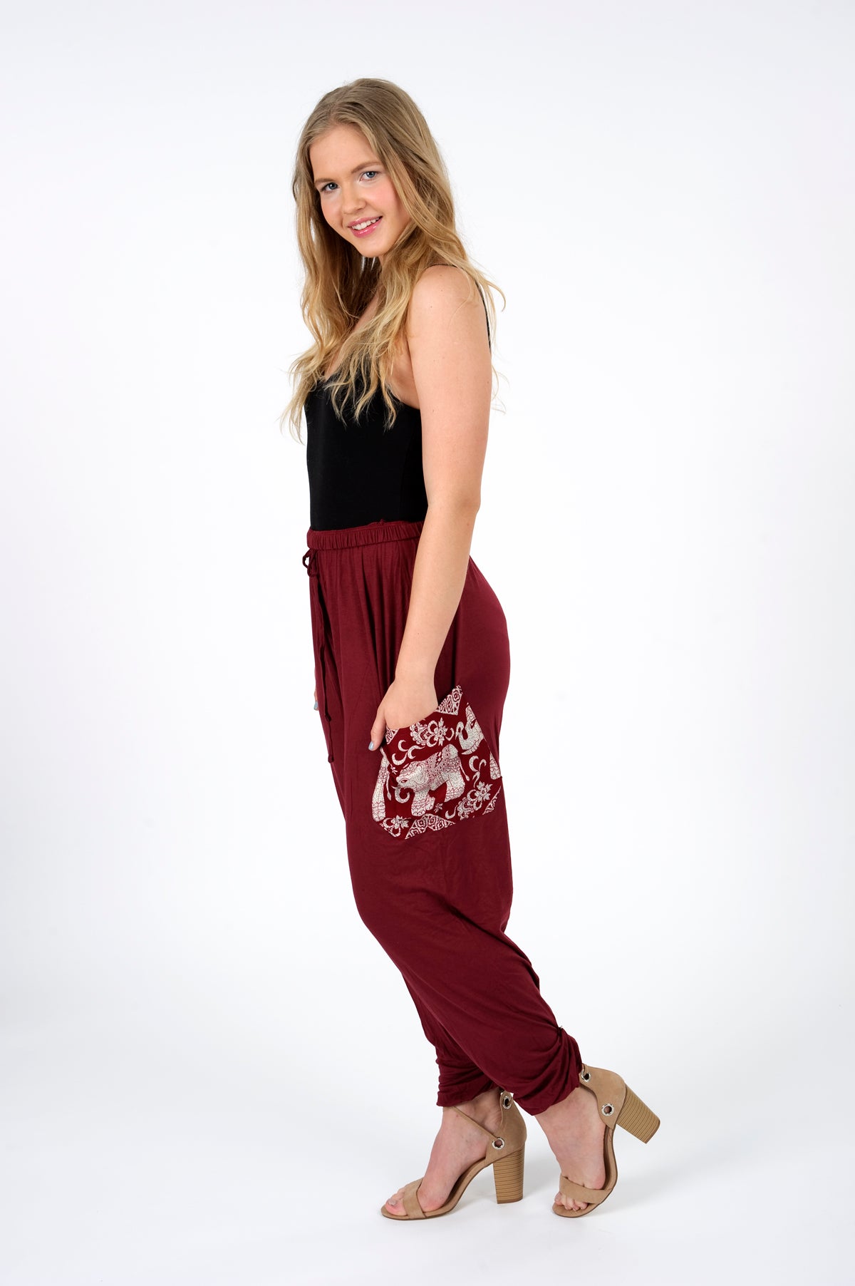 Movement Pants - Maroon